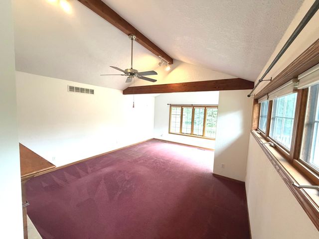 27 Birchwood Lane, St. Anne, IL 60964