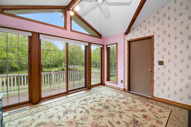 27 Birchwood Lane, St. Anne, IL 60964