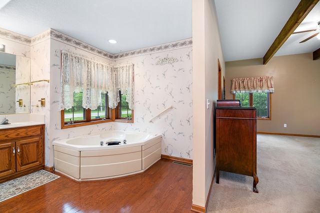 27 Birchwood Lane, St. Anne, IL 60964
