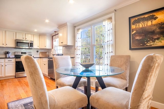 535 Converse St, Longmeadow, MA 01106