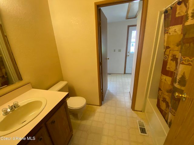 1067 W Reone RD, Coeur D'alene, ID 83815