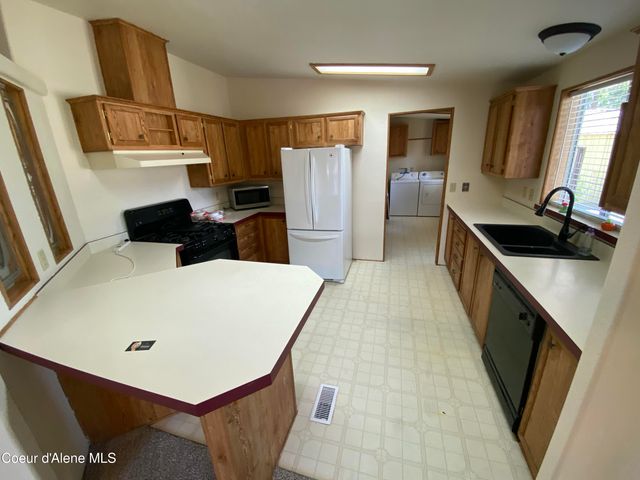 1067 W Reone RD, Coeur D'alene, ID 83815