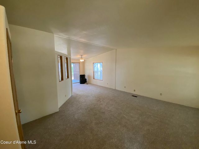 1067 W Reone RD, Coeur D'alene, ID 83815