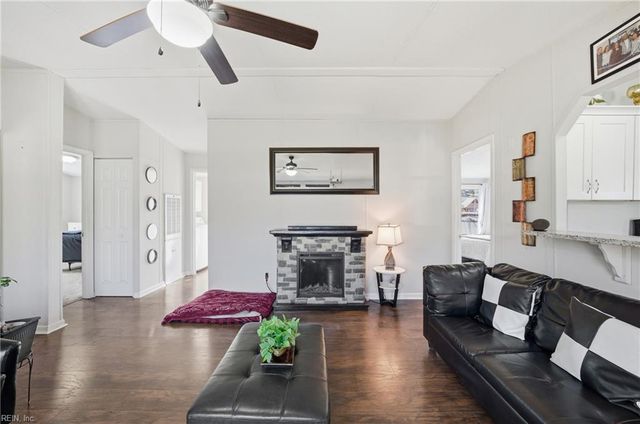 1309 Skylark DR, Virginia Beach, VA 23453