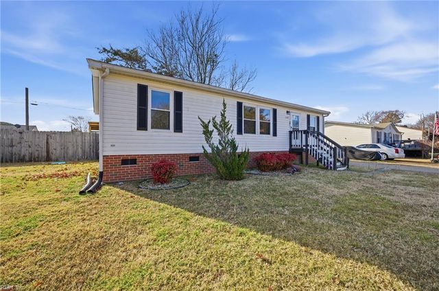 1309 Skylark DR, Virginia Beach, VA 23453