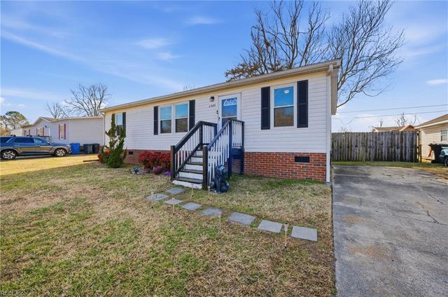 1309 Skylark DR, Virginia Beach, VA 23453