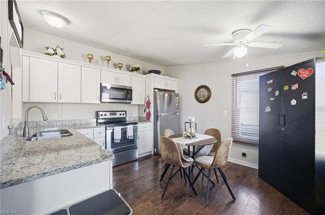 1309 Skylark DR, Virginia Beach, VA 23453