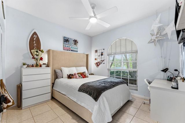 104 Hidden Hollow, Palm Beach Gardens, FL 33418