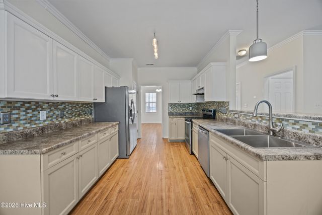 730 Thrush Drive, Vass, NC 28394
