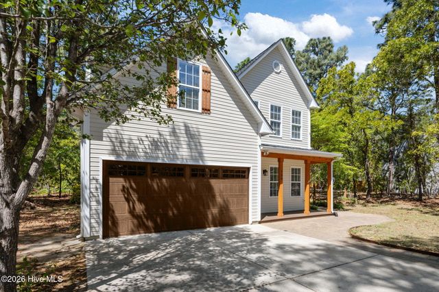730 Thrush Drive, Vass, NC 28394