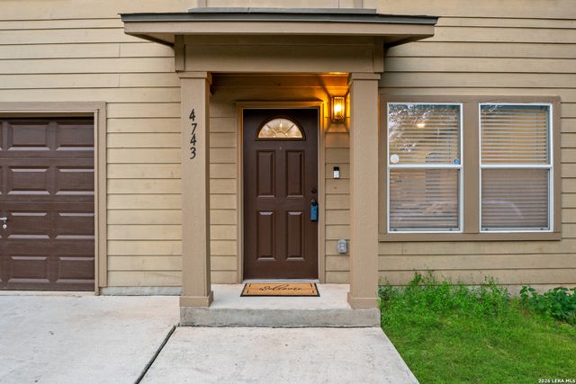 4743 Quiet Strm, San Antonio, TX 78222