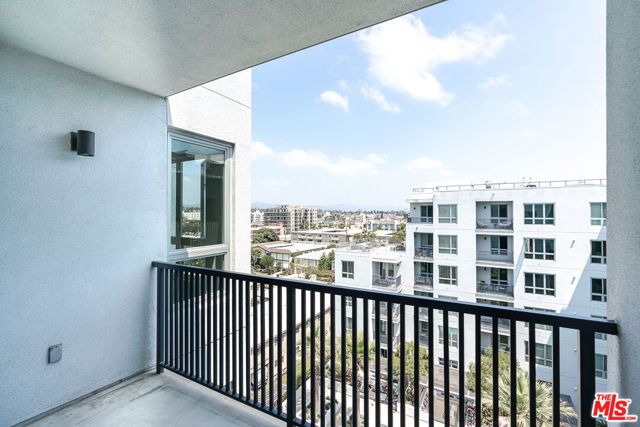 10601 Washington Boulevard 735, Culver City, CA 90232