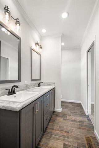 785 Sam Black Road, London, KY 40741