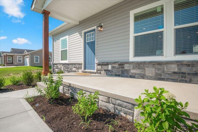 785 Sam Black Road, London, KY 40741