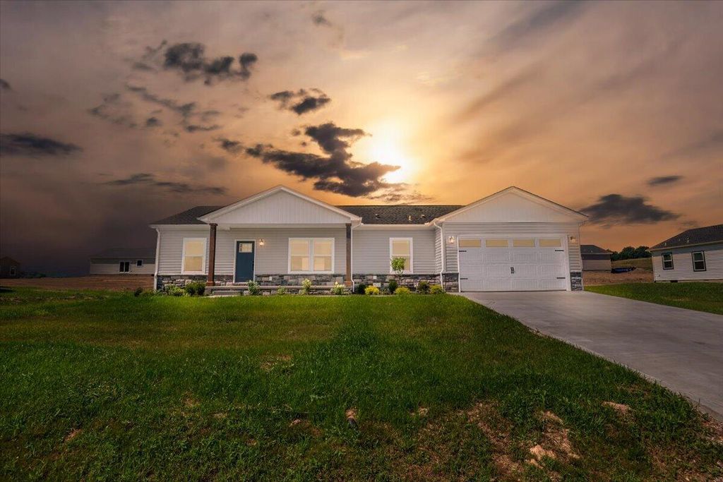 785 Sam Black Road, London, KY 40741