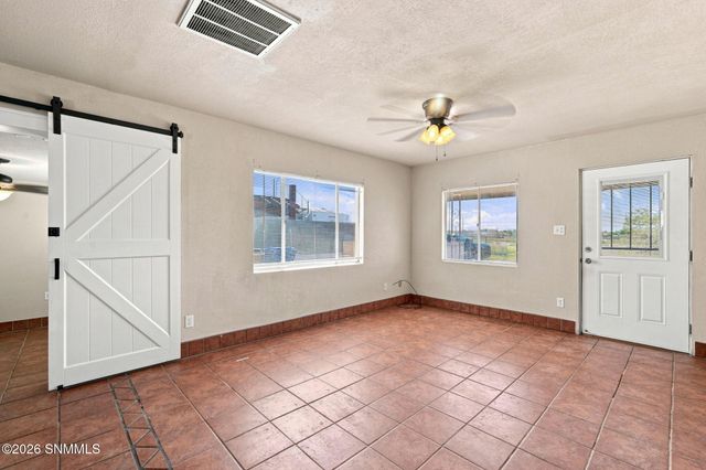 1520 Mayfield Road, Las Cruces, NM 88007