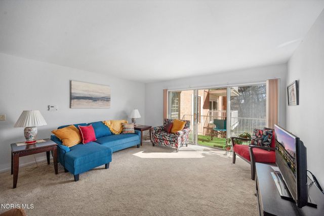 5679 Monroe Street, 1004, Sylvania, OH 43560