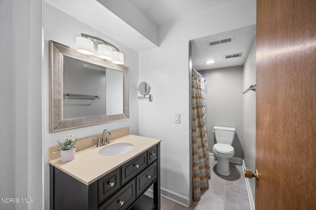 5679 Monroe Street, 1004, Sylvania, OH 43560