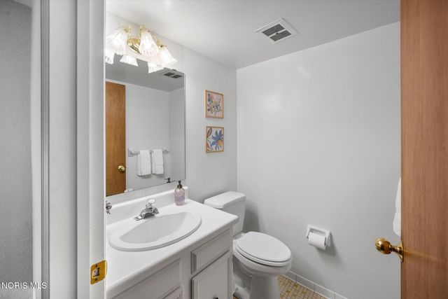 5679 Monroe Street, 1004, Sylvania, OH 43560