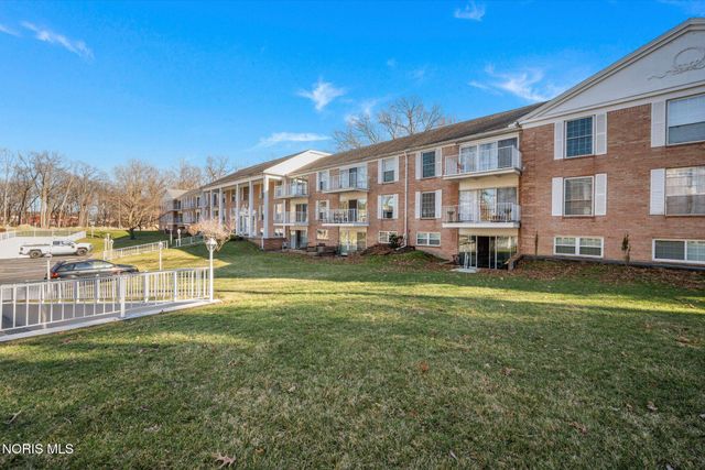 5679 Monroe Street, 1004, Sylvania, OH 43560