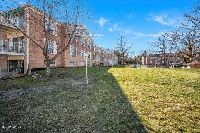 5679 Monroe Street, 1004, Sylvania, OH 43560