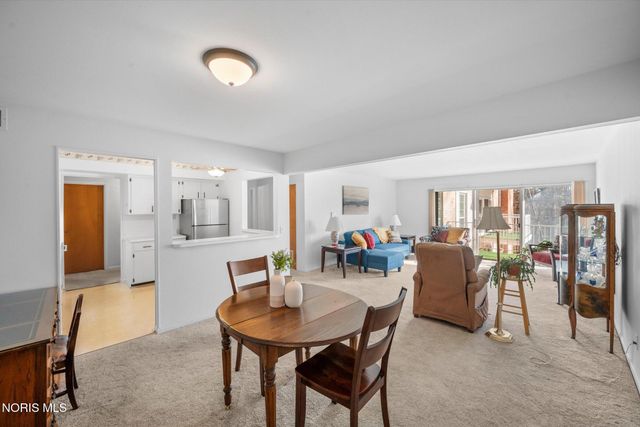 5679 Monroe Street, 1004, Sylvania, OH 43560