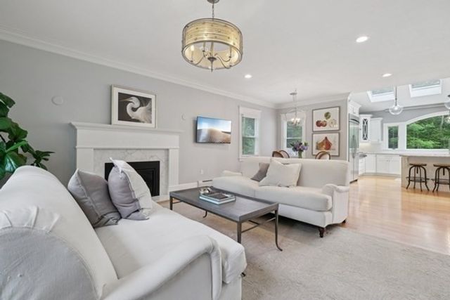 179 Lincoln St, Norwell, MA 02061