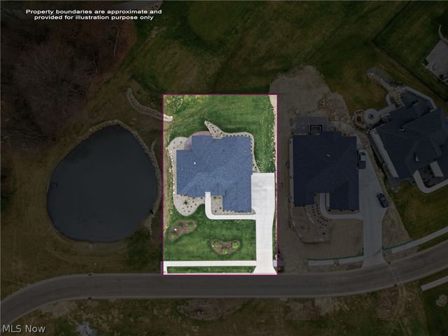 6879 Kyle Ridge Pointe, Canfield, OH 44406