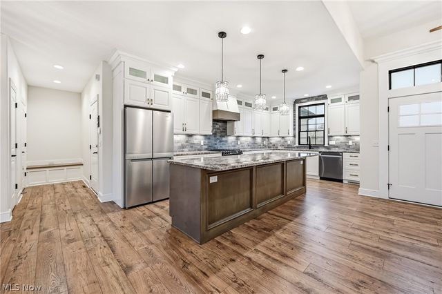 6879 Kyle Ridge Pointe, Canfield, OH 44406