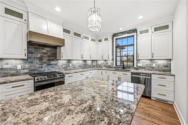 6879 Kyle Ridge Pointe, Canfield, OH 44406