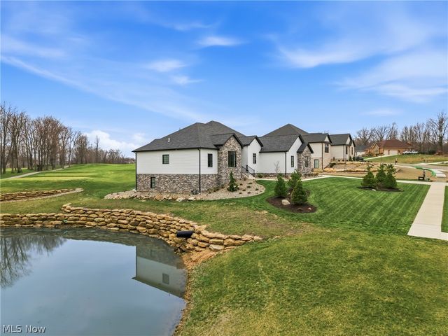 6879 Kyle Ridge Pointe, Canfield, OH 44406
