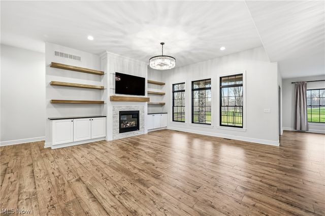 6879 Kyle Ridge Pointe, Canfield, OH 44406
