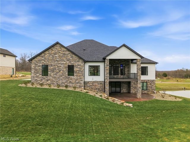6879 Kyle Ridge Pointe, Canfield, OH 44406