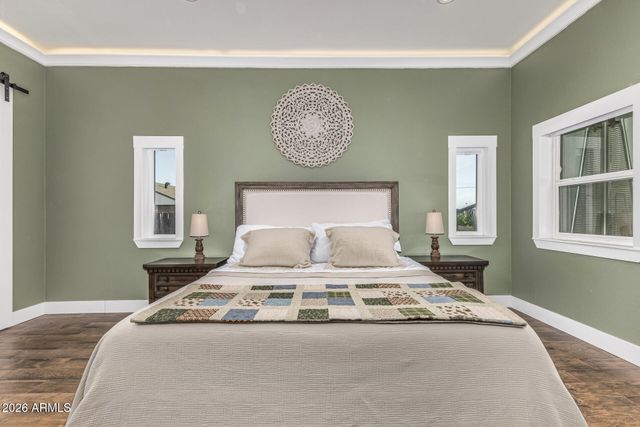 7042 N COTTON Lane, Waddell, AZ 85355