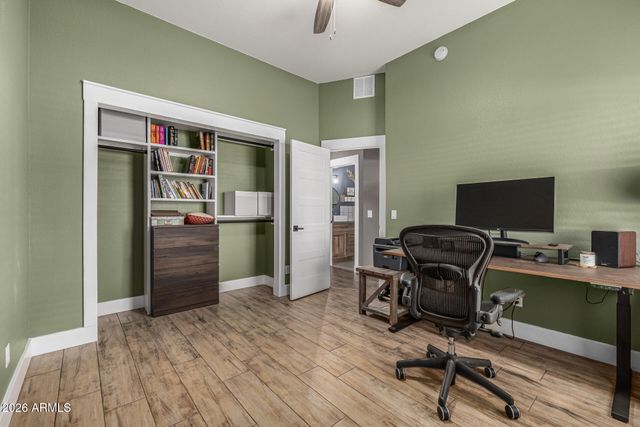 7042 N COTTON Lane, Waddell, AZ 85355