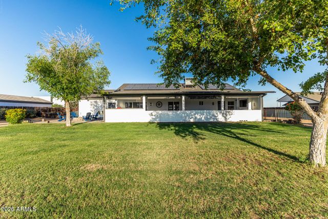 7042 N COTTON Lane, Waddell, AZ 85355