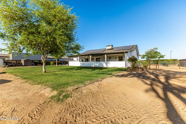 7042 N COTTON Lane, Waddell, AZ 85355