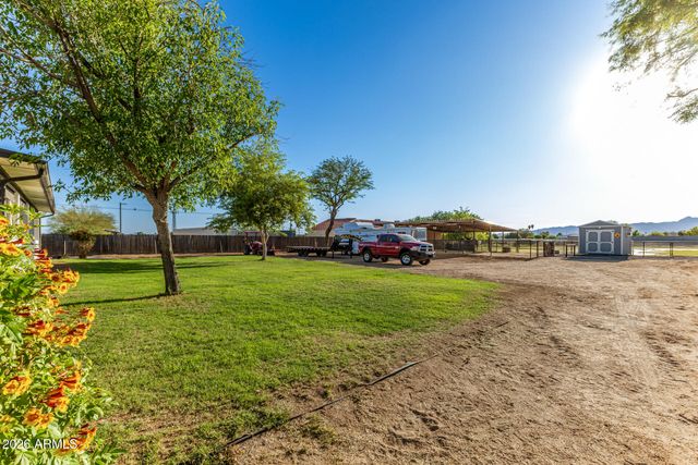 7042 N COTTON Lane, Waddell, AZ 85355