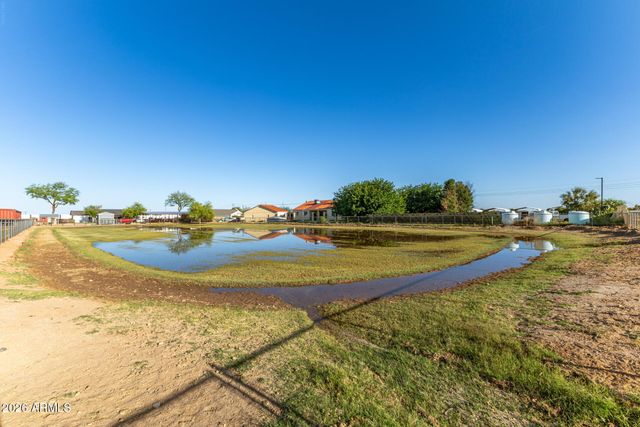 7042 N COTTON Lane, Waddell, AZ 85355