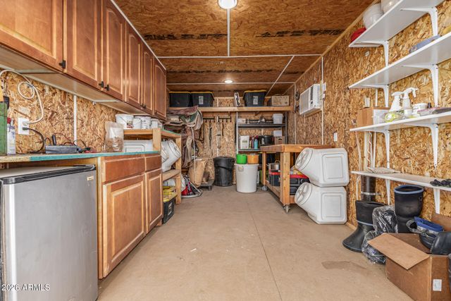 7042 N COTTON Lane, Waddell, AZ 85355