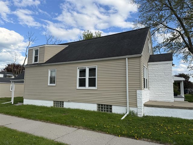 22864 Piper Avenue, Eastpointe, MI 48021