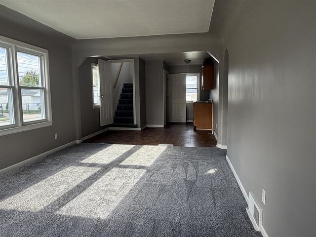 22864 Piper Avenue, Eastpointe, MI 48021