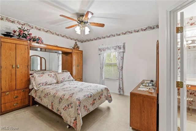 10490 W Ravine View Court, North Royalton, OH 44133