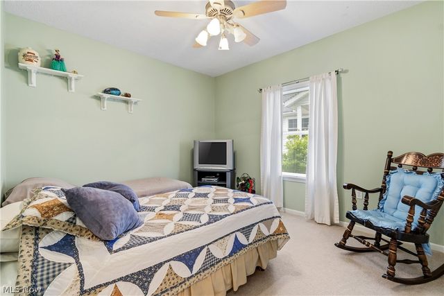 10490 W Ravine View Court, North Royalton, OH 44133