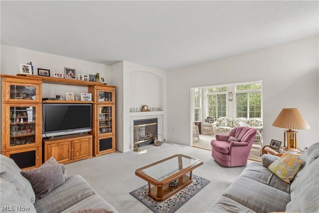 10490 W Ravine View Court, North Royalton, OH 44133