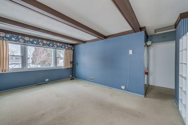 7540 W Rosedale Avenue, Chicago, IL 60631