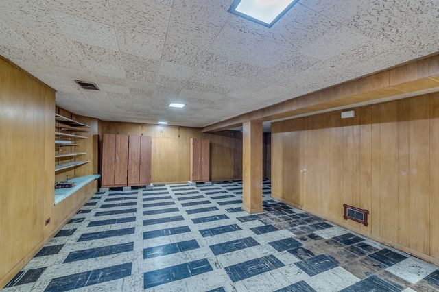 7540 W Rosedale Avenue, Chicago, IL 60631