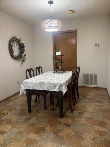 1603 East L Street, Russellville, AR 72801