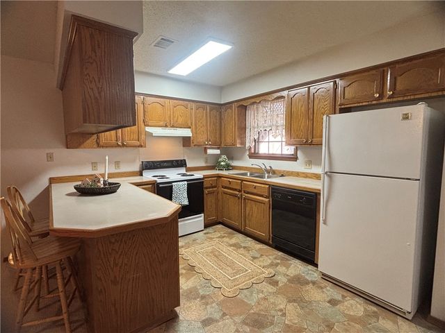 1603 East L Street, Russellville, AR 72801