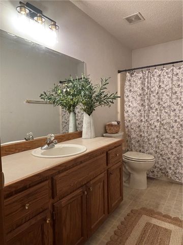 1603 East L Street, Russellville, AR 72801